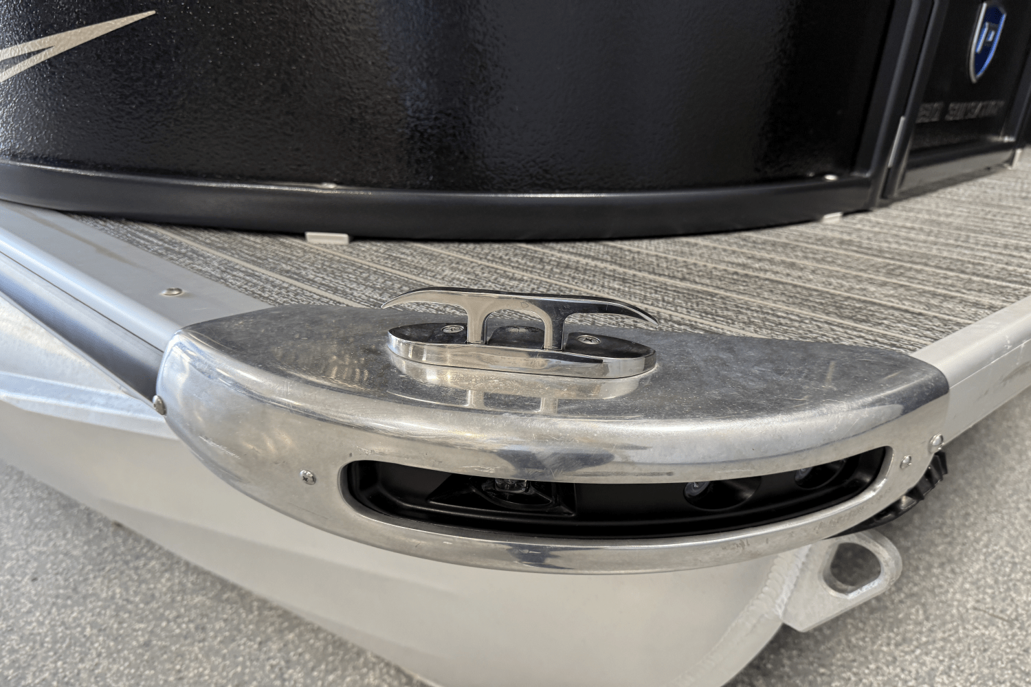 Slide: The Image of Premier 230 Sunsation 2024 - 13