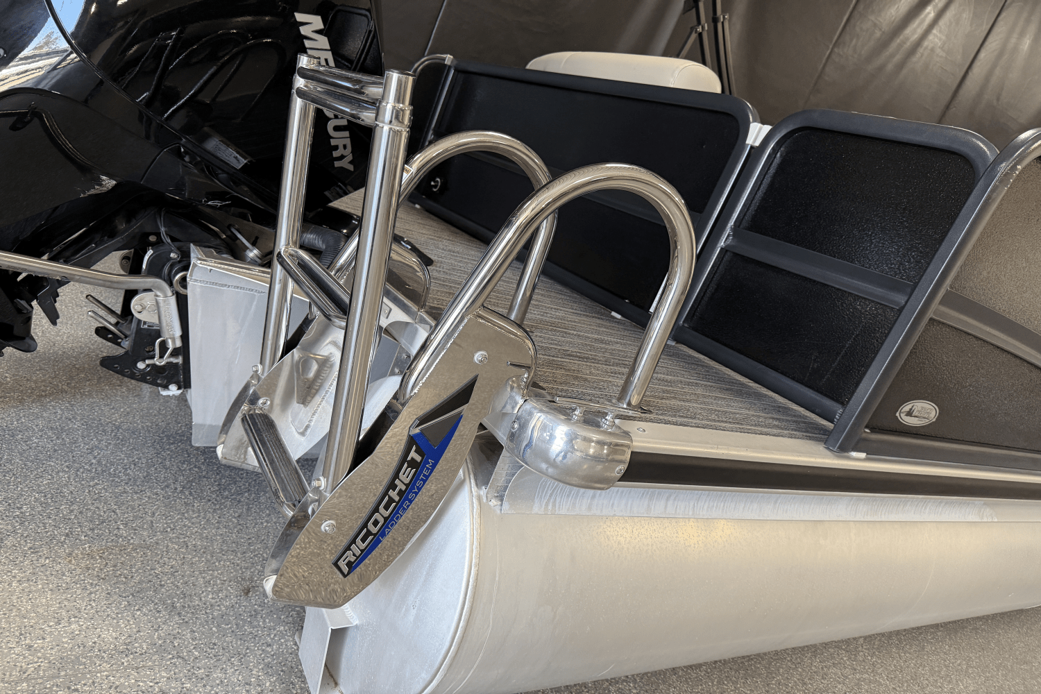 Slide: The Image of Premier 230 Sunsation 2024 - 18
