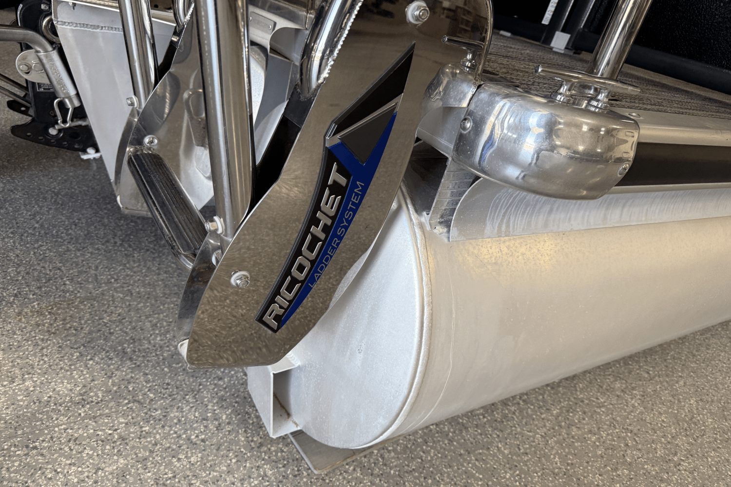 Slide: The Image of Premier 230 Sunsation 2024 - 19