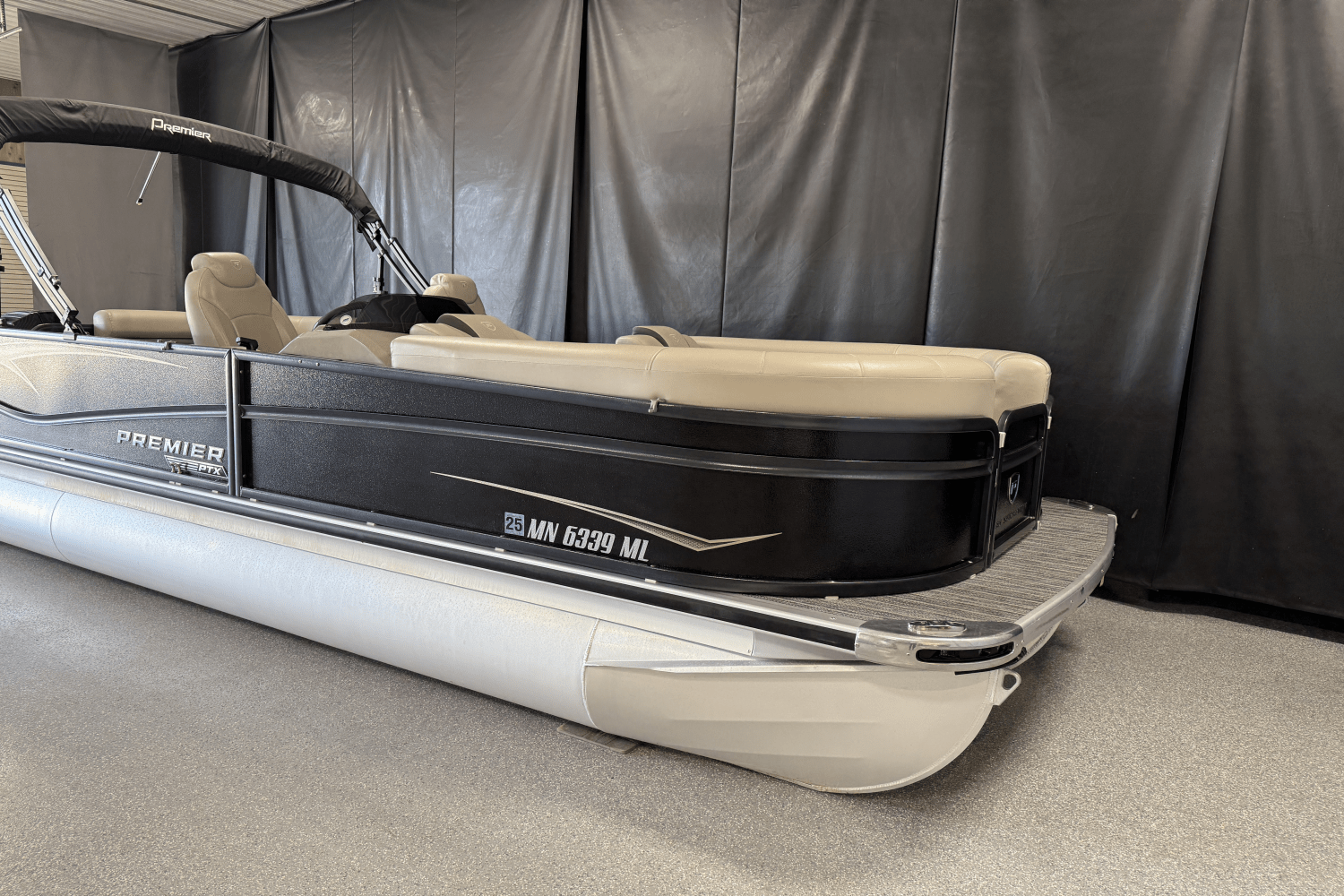 Slide: The Image of Premier 230 Sunsation 2024 - 3