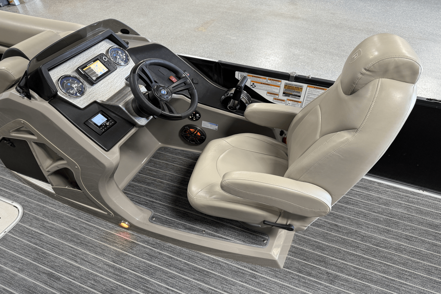 Slide: The Image of Premier 230 Sunsation 2024 - 45