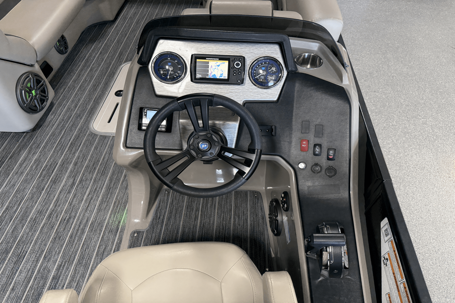 Slide: The Image of Premier 230 Sunsation 2024 - 54