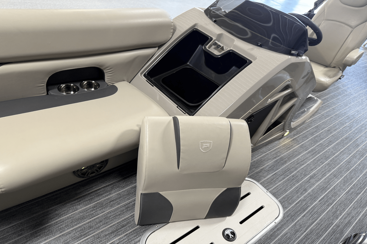 Slide: The Image of Premier 230 Sunsation 2024 - 63