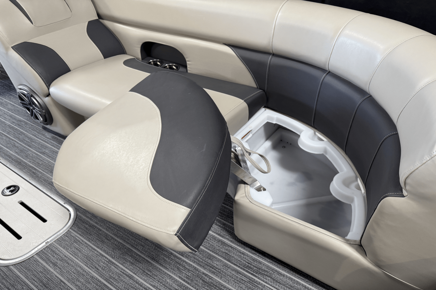 Slide: The Image of Premier 230 Sunsation 2024 - 69