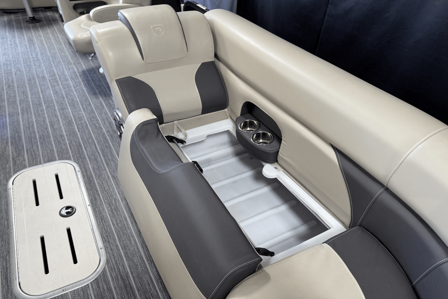 Slide: The Image of Premier 230 Sunsation 2024 - 70