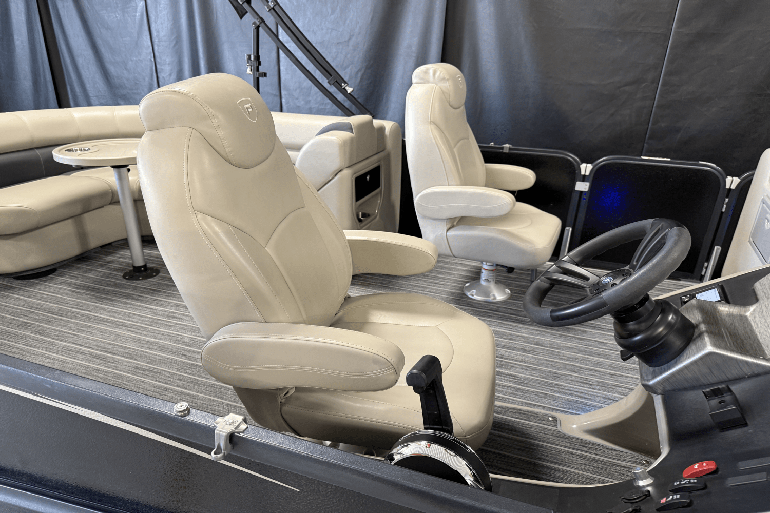 Slide: The Image of Premier 230 Sunsation 2024 - 8