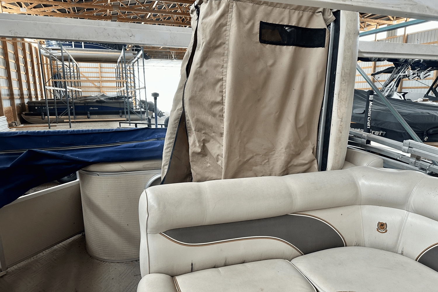 Slide: The Image of Premier 250 ESCAPADE 2004 - 4