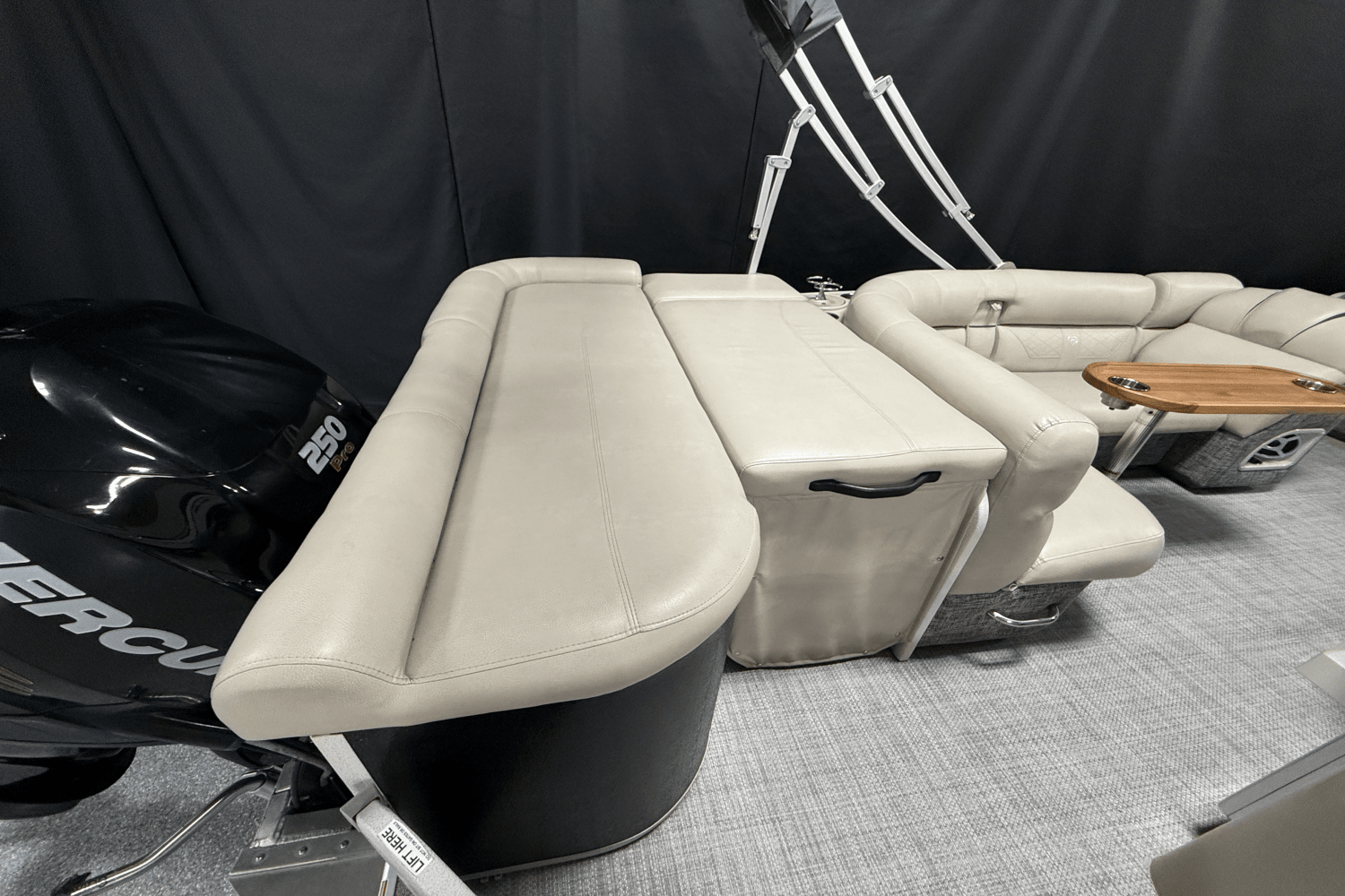 Slide: The Image of Premier 250 GRAND MAJESTIC 2017 - 19
