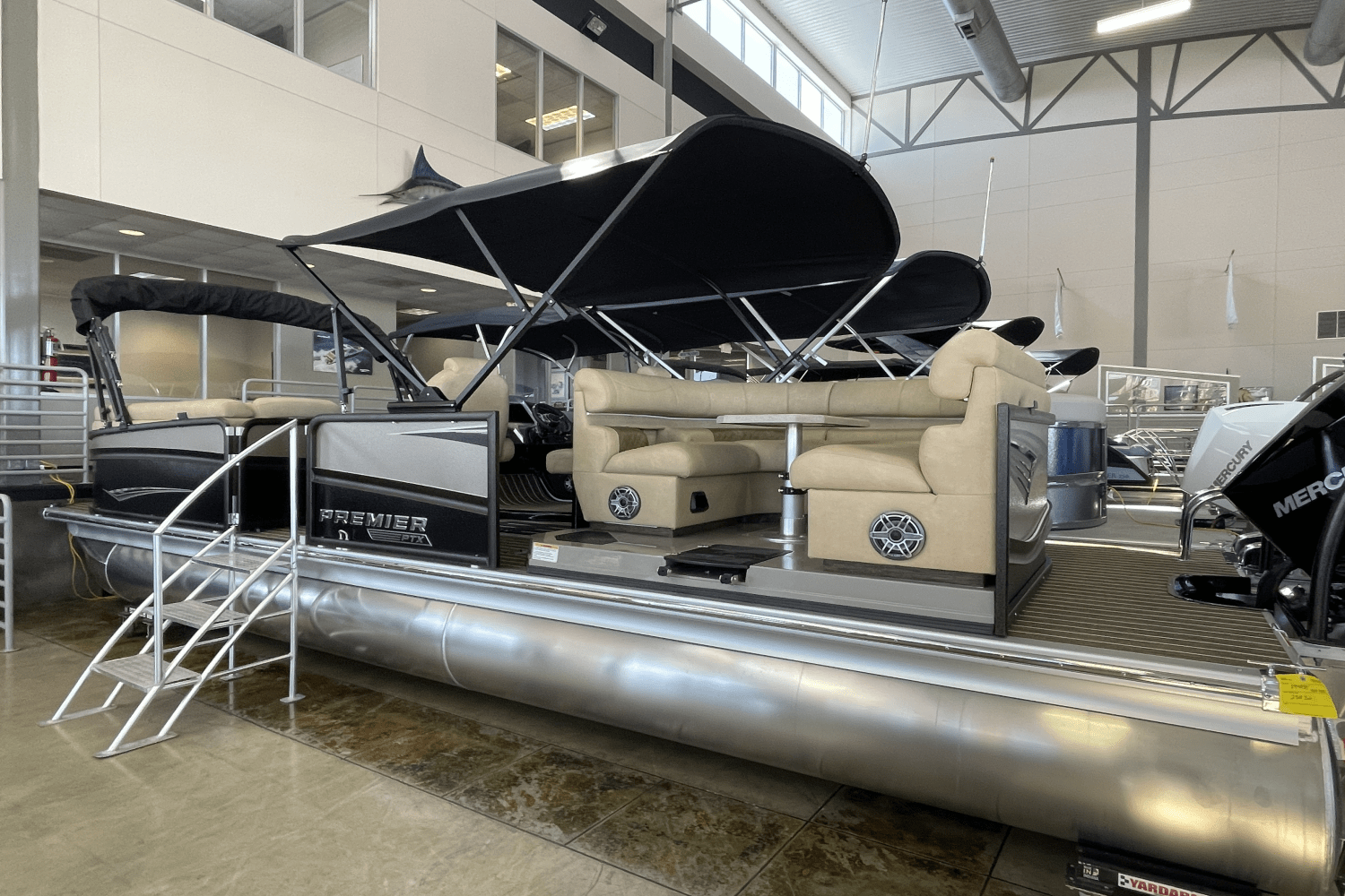 Slide: The Image of Premier 250 Intrigue 2023 - 0