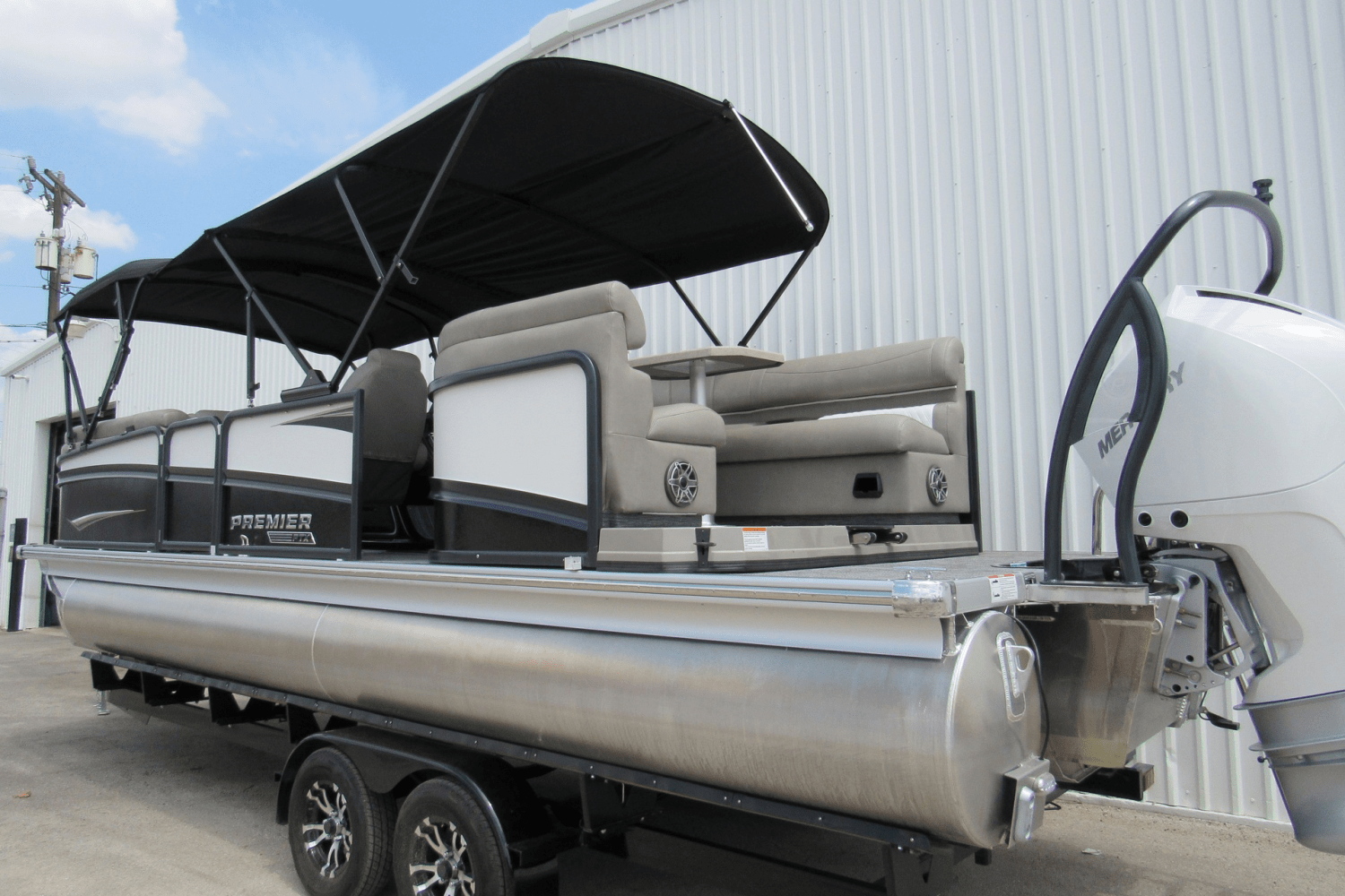 Slide: The Image of Premier 250 Intrigue 2023 - 12