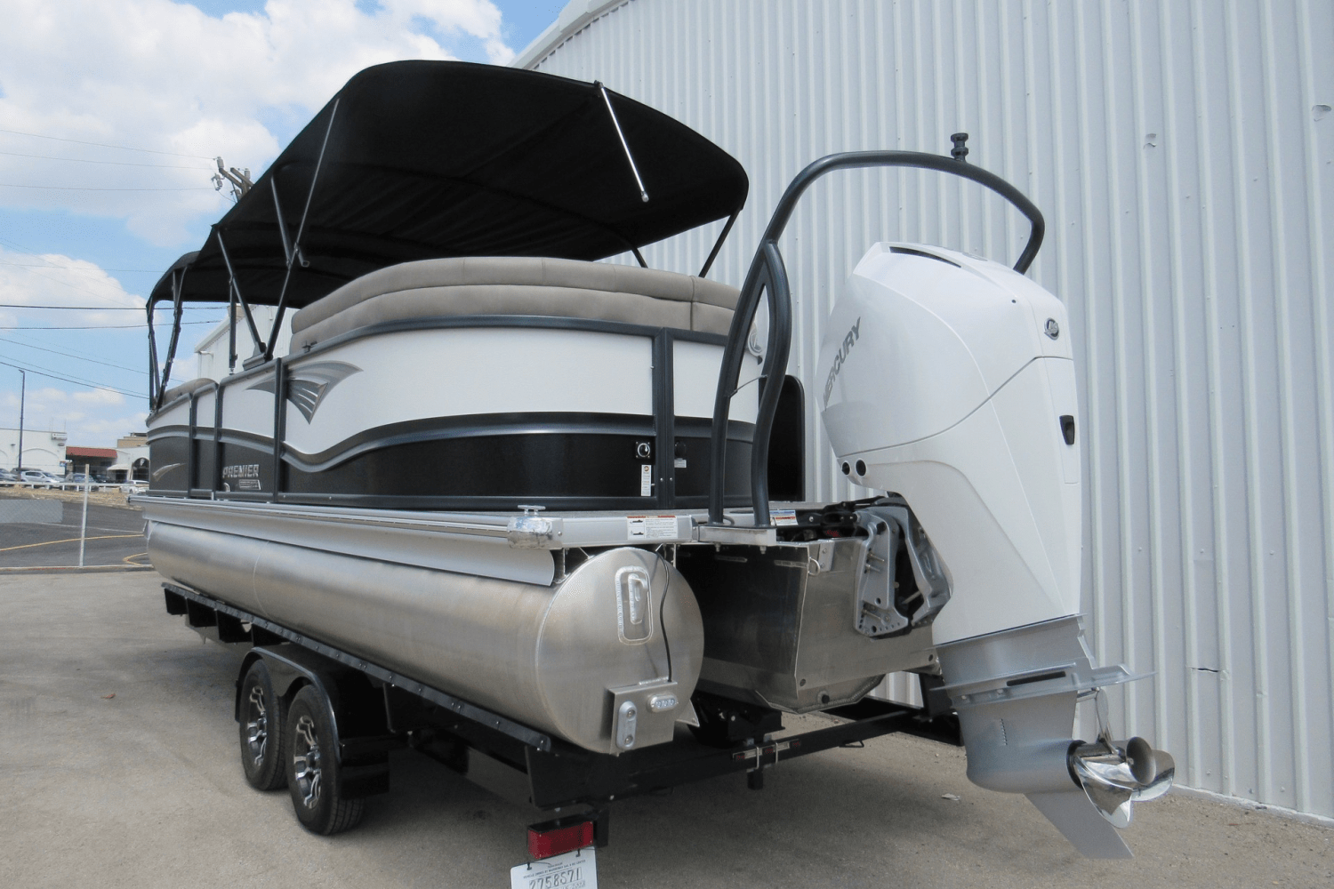 Slide: The Image of Premier 250 Intrigue 2023 - 14