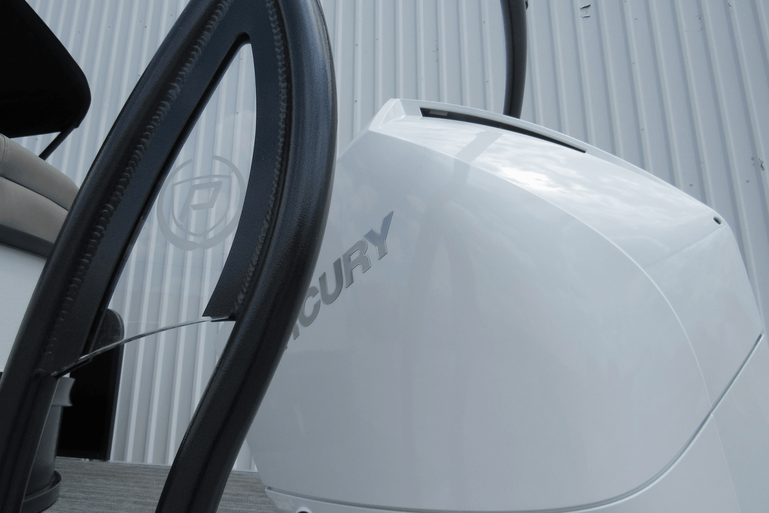 Slide: The Image of Premier 250 Intrigue 2023 - 16