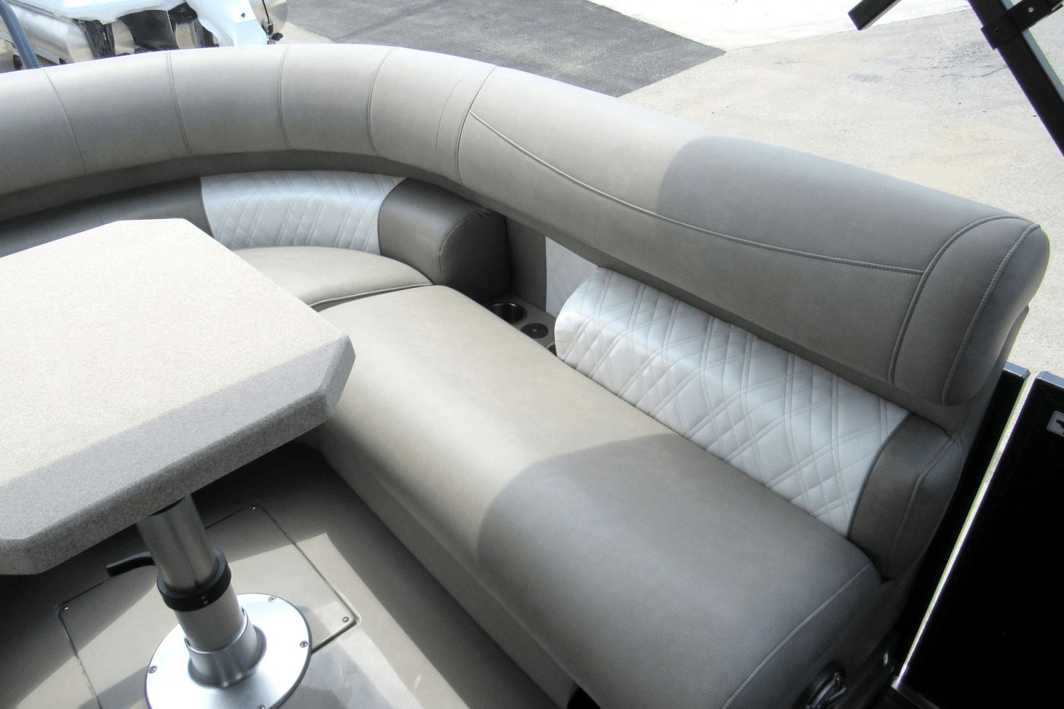 Slide: The Image of Premier 250 Intrigue 2023 - 32