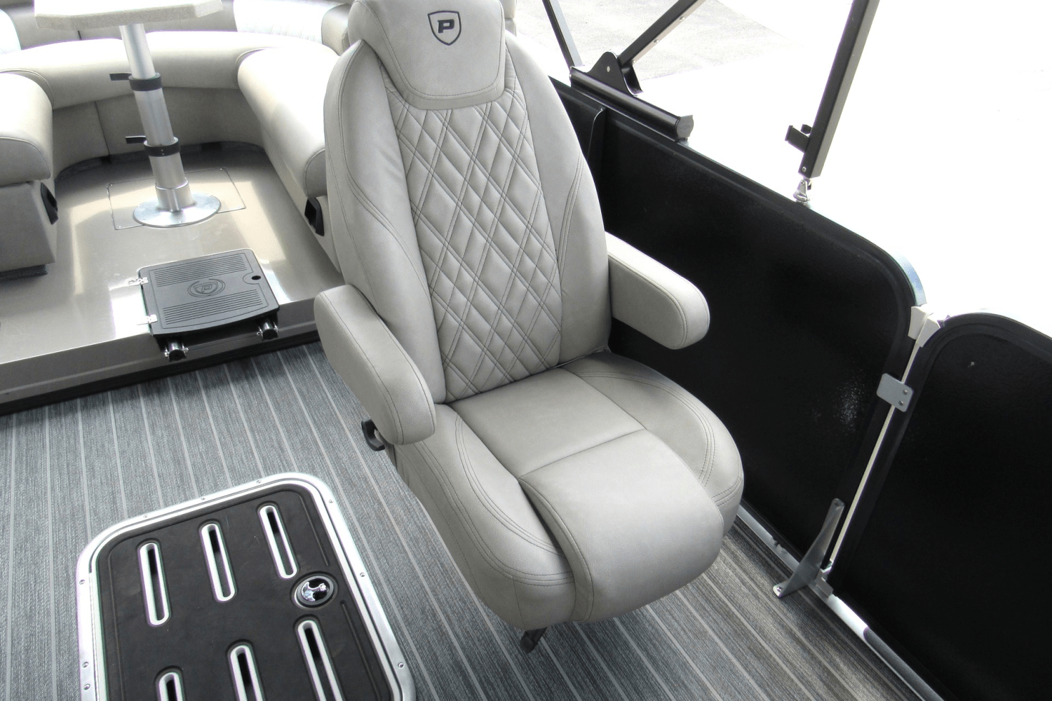 Slide: The Image of Premier 250 Intrigue 2023 - 35