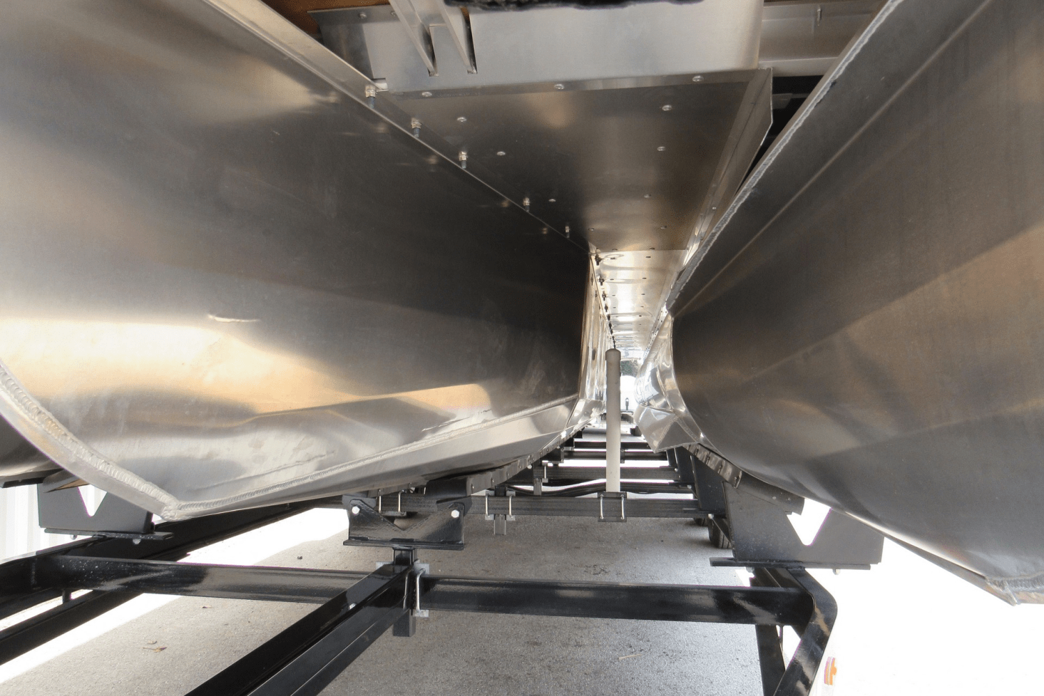 Slide: The Image of Premier 250 Intrigue 2023 - 5