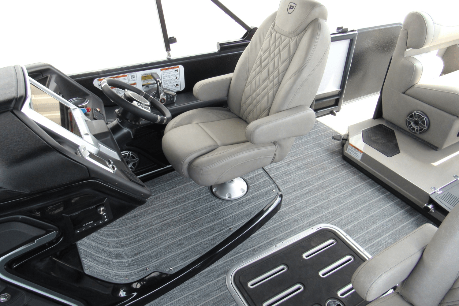 Slide: The Image of Premier 250 Intrigue 2023 - 50