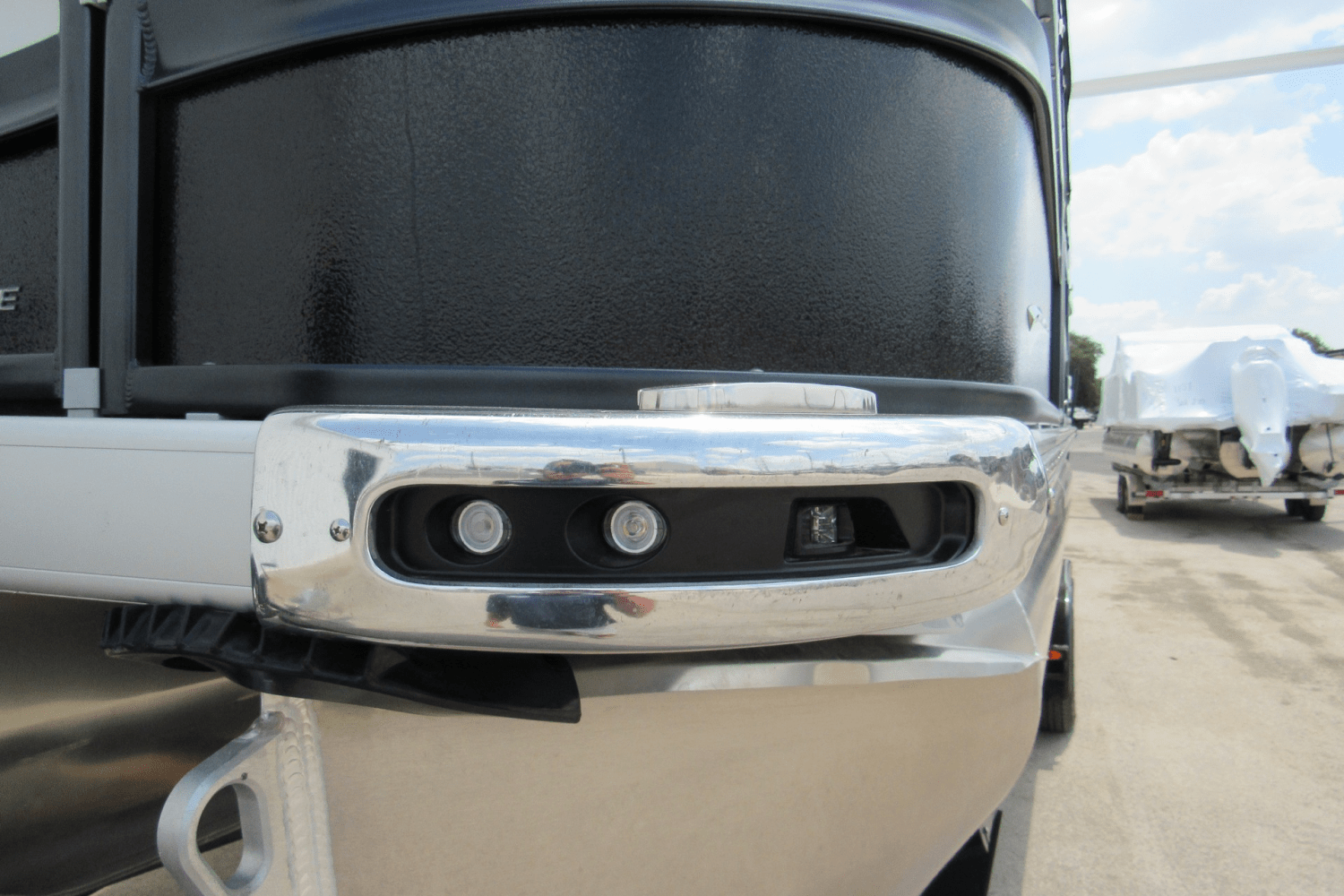 Slide: The Image of Premier 250 Intrigue 2023 - 7