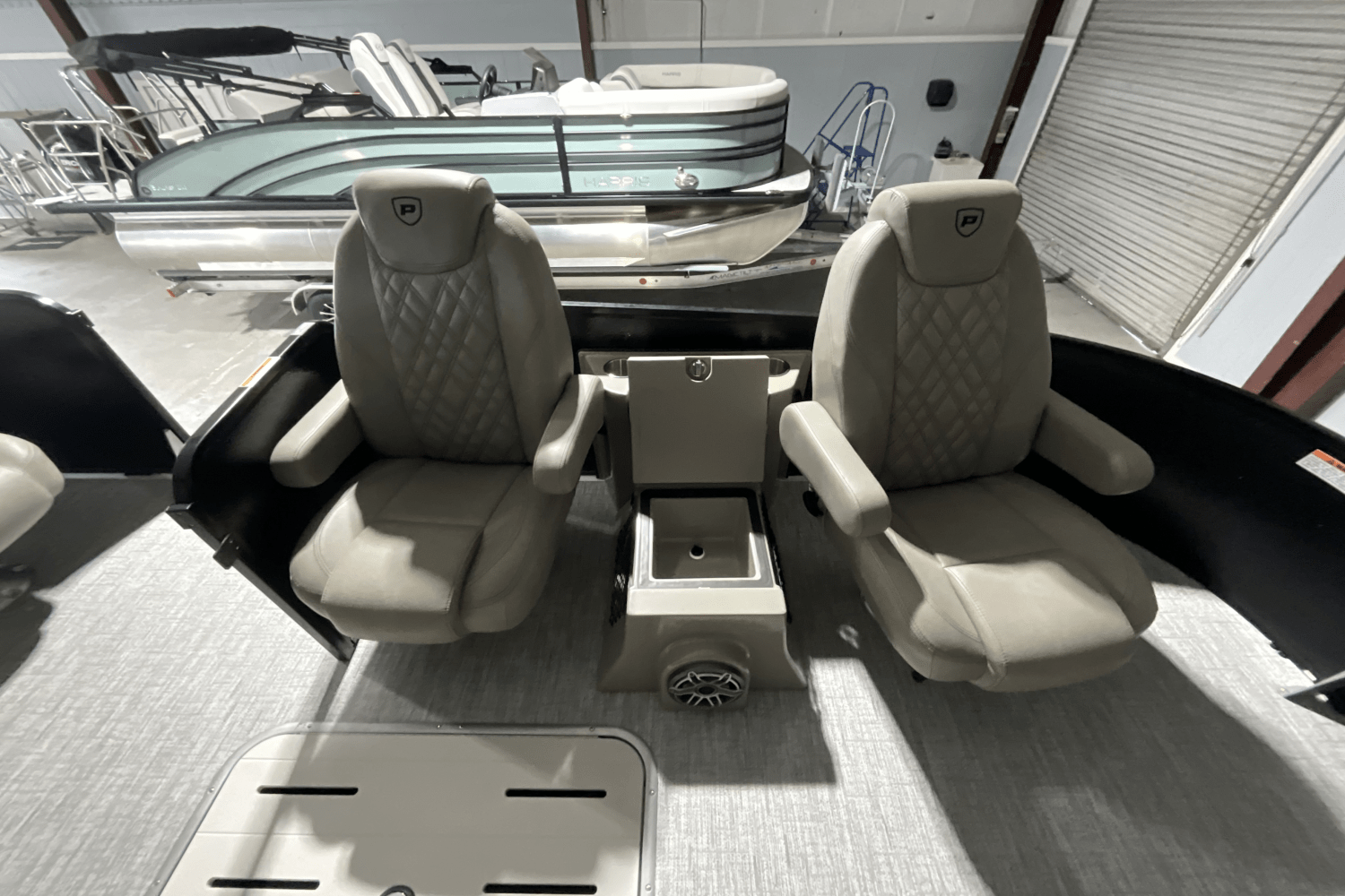 Slide: The Image of Premier 250 Intrigue 2025 - 13