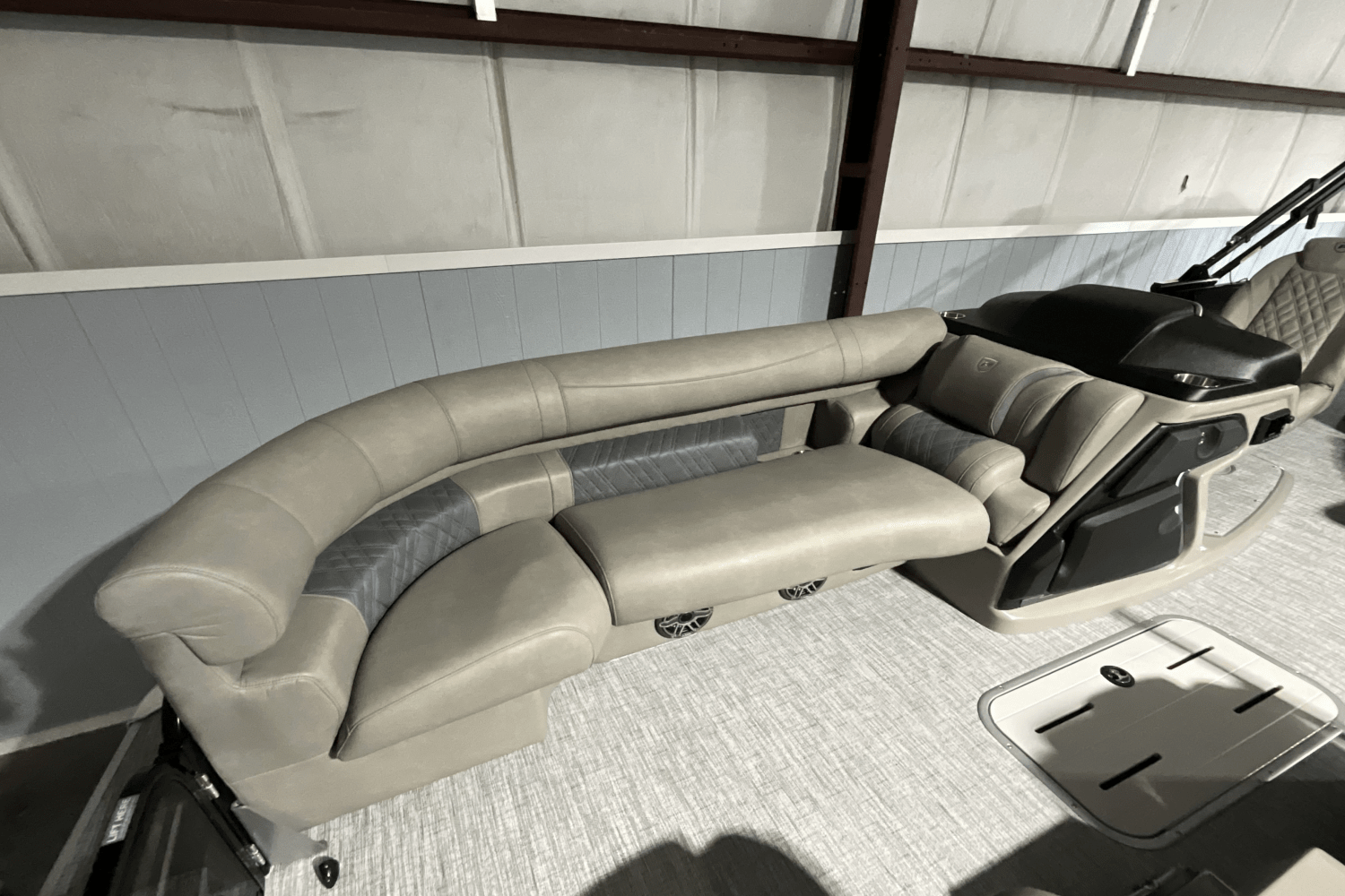 Slide: The Image of Premier 250 Intrigue 2025 - 3