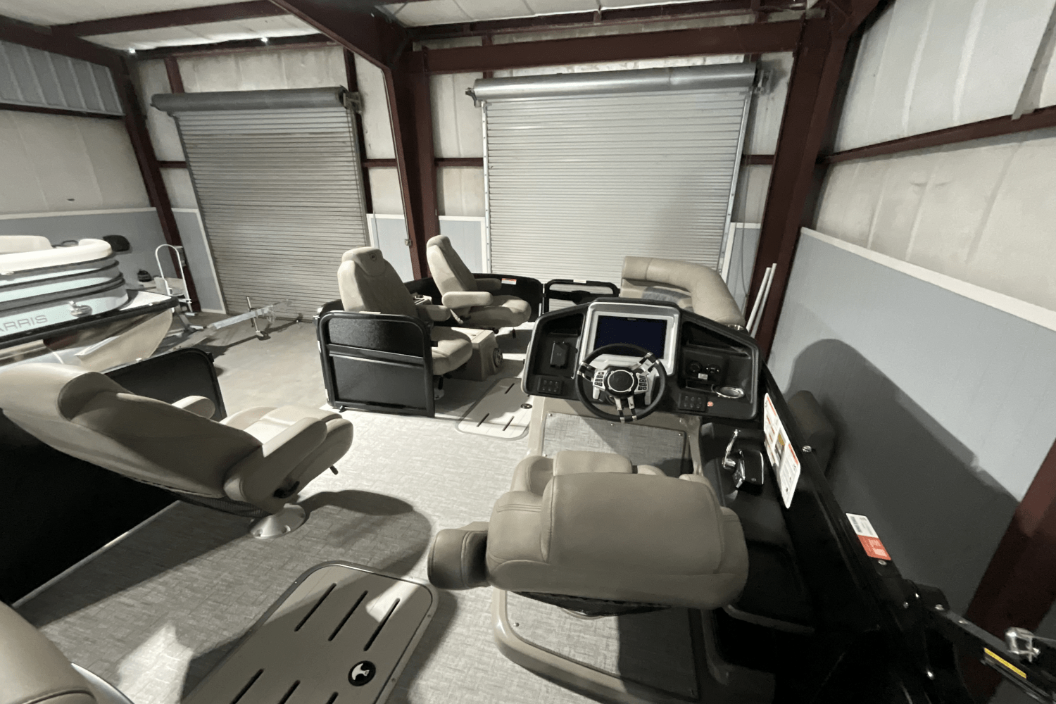 Slide: The Image of Premier 250 Intrigue 2025 - 4