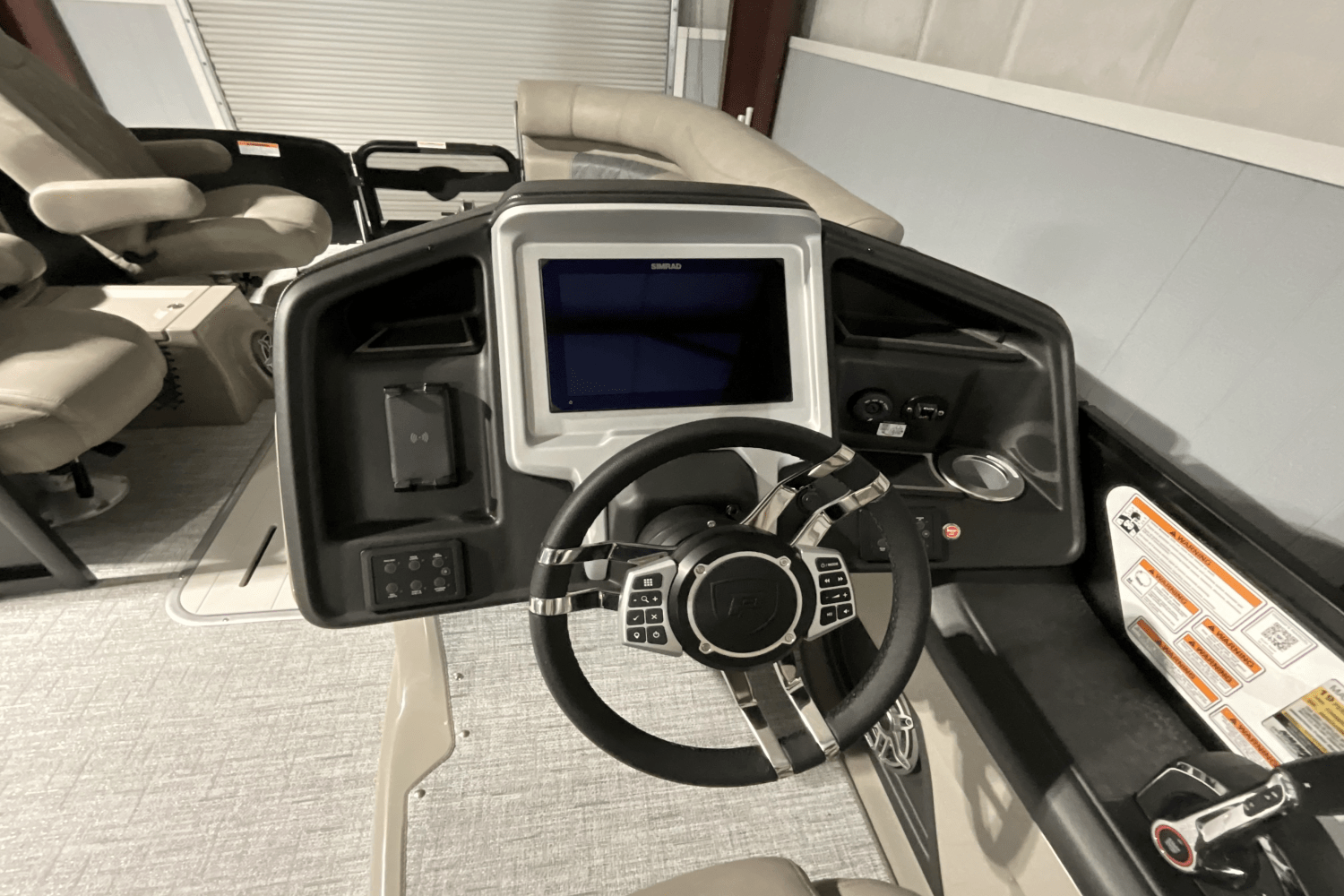 Slide: The Image of Premier 250 Intrigue 2025 - 6