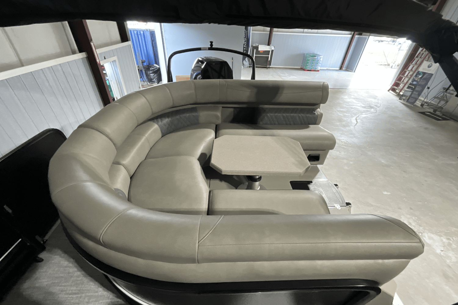 Slide: The Image of Premier 250 Intrigue 2025 - 7