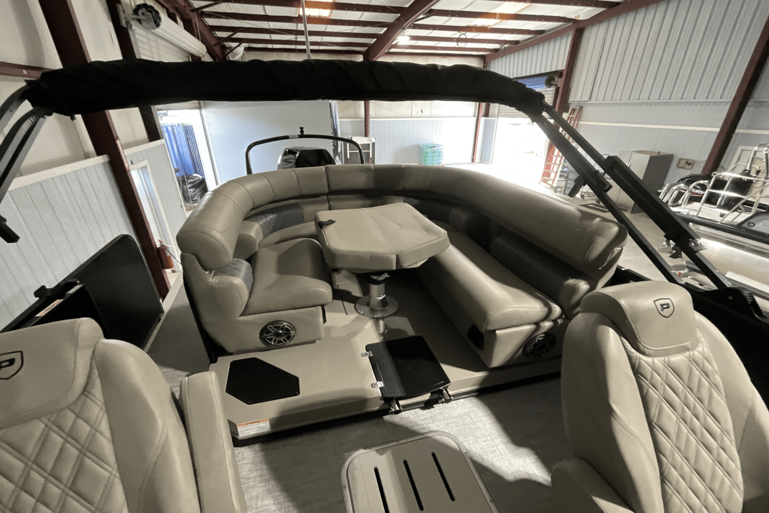 Slide: The Image of Premier 250 Intrigue 2025 - 9