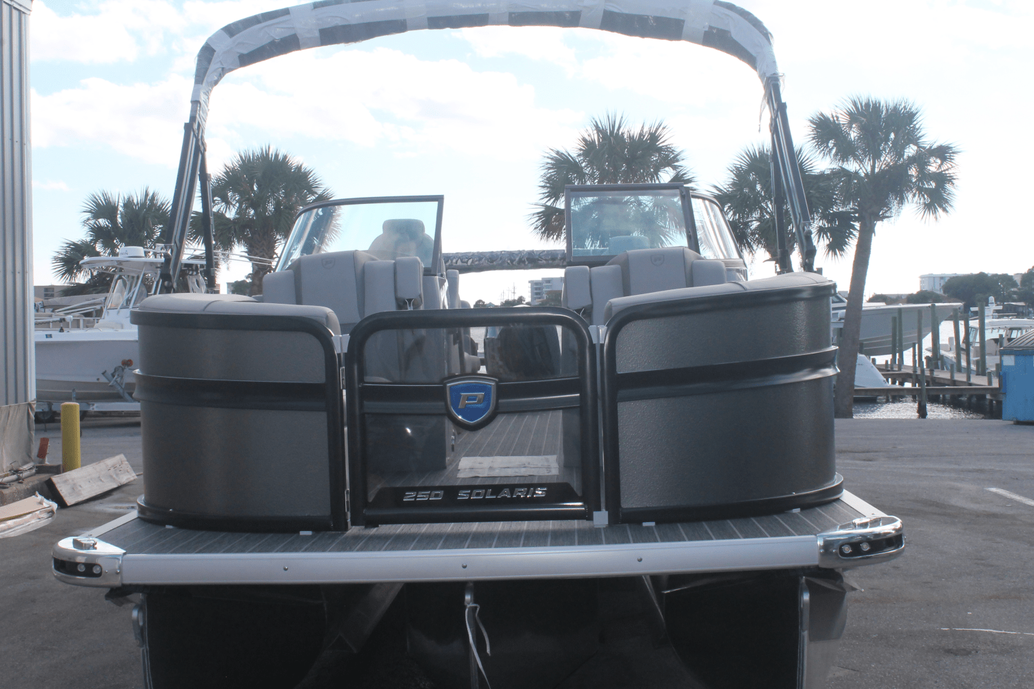 Slide: The Image of Premier 250 Solaris Sport 2024 - 3