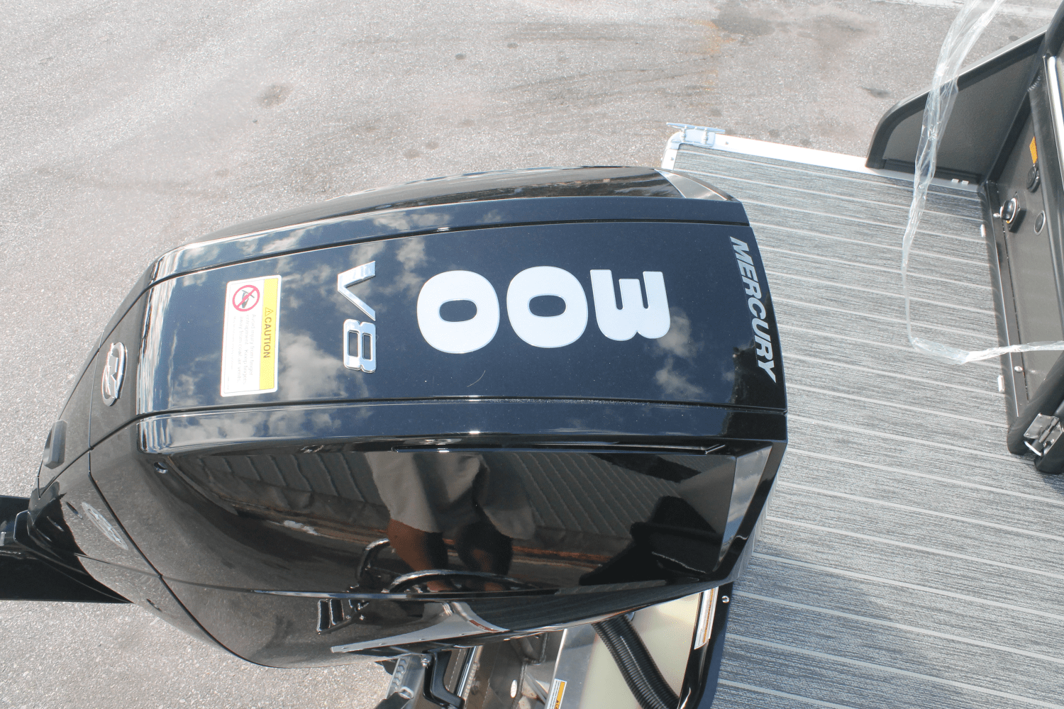 Slide: The Image of Premier 250 Solaris Sport 2024 - 6