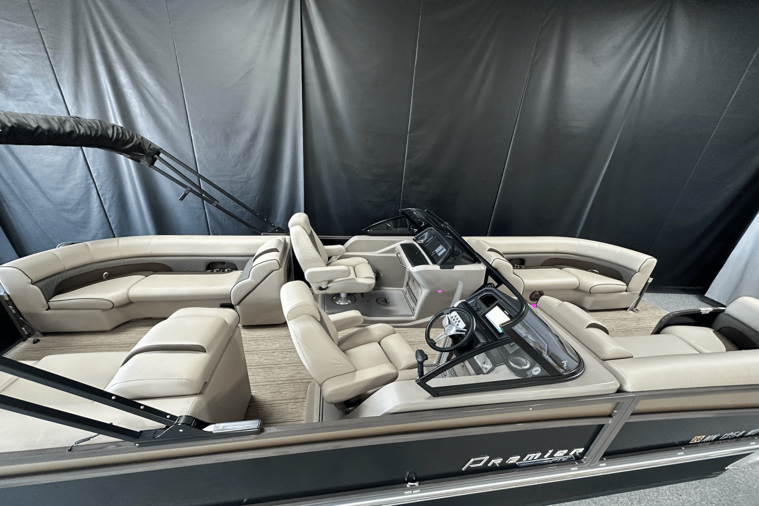 Slide: The Image of Premier 250 SSERIES 2021 - 1