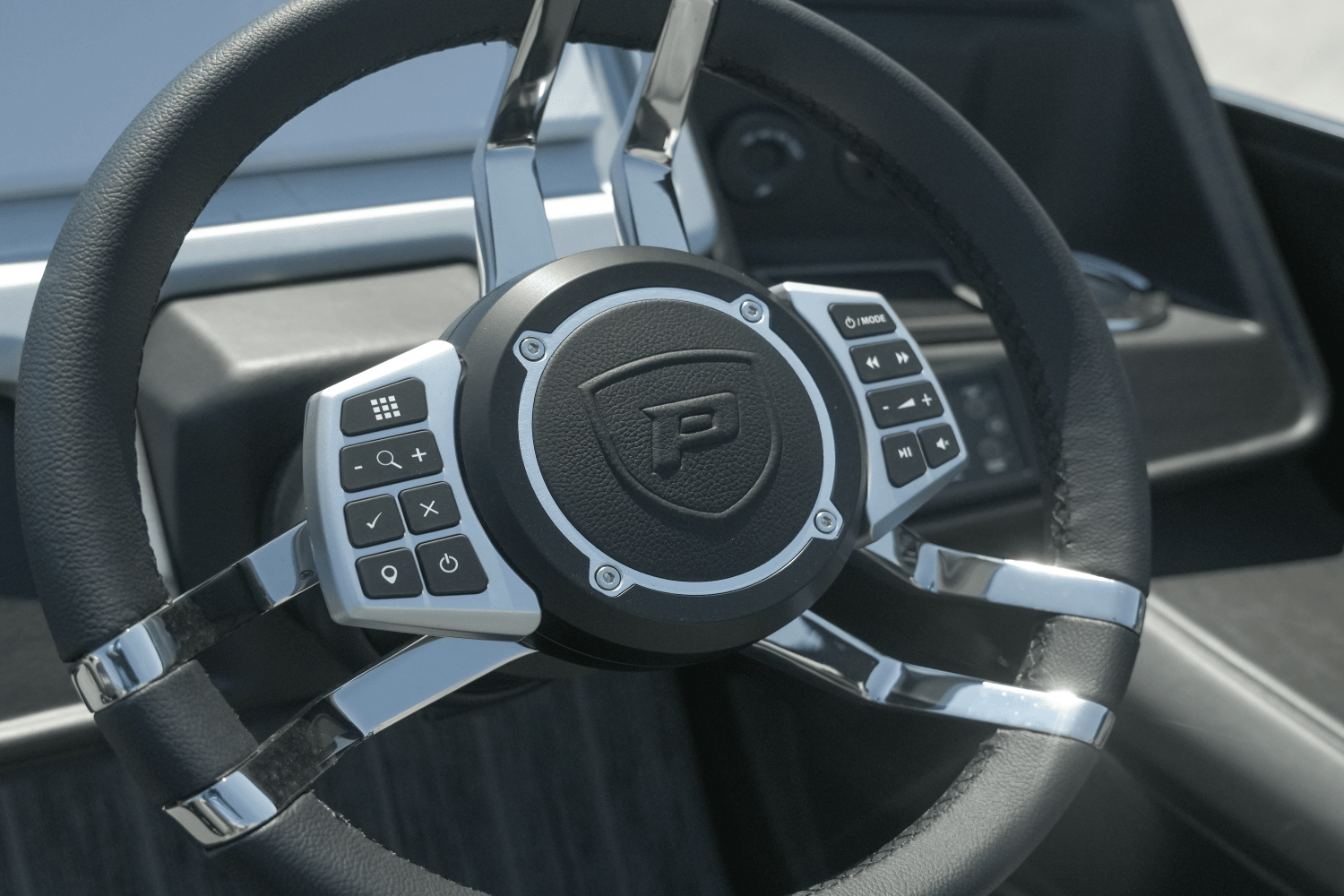 Slide: The Image of Premier 270 Intrigue 2025 - 18