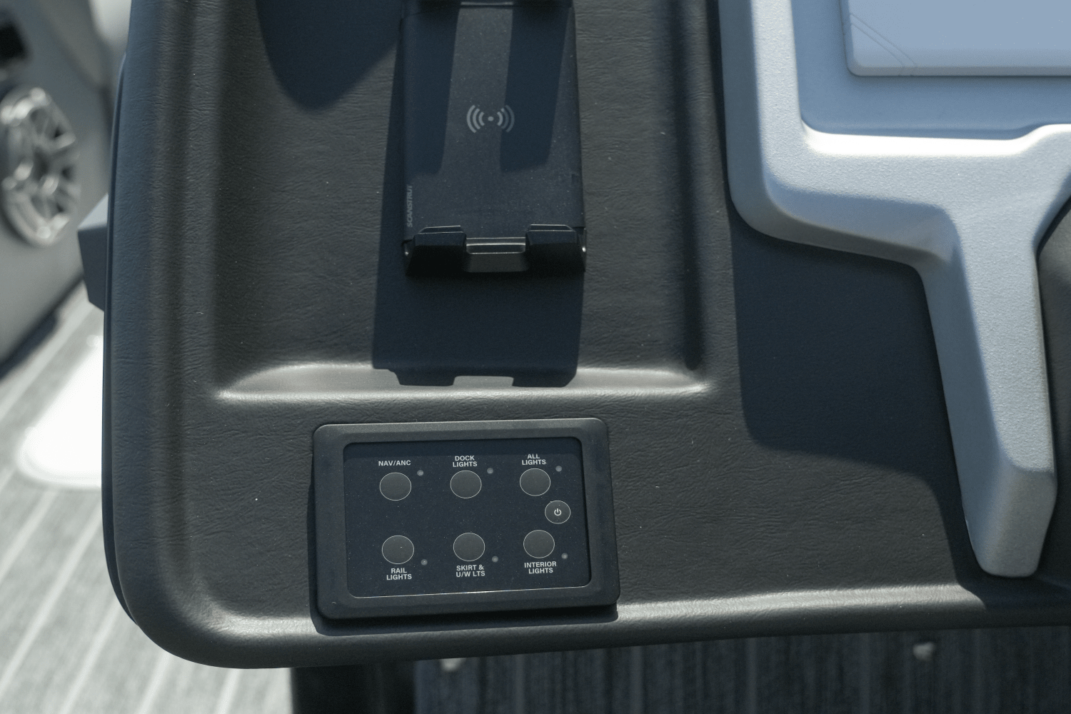 Slide: The Image of Premier 270 Intrigue 2025 - 19