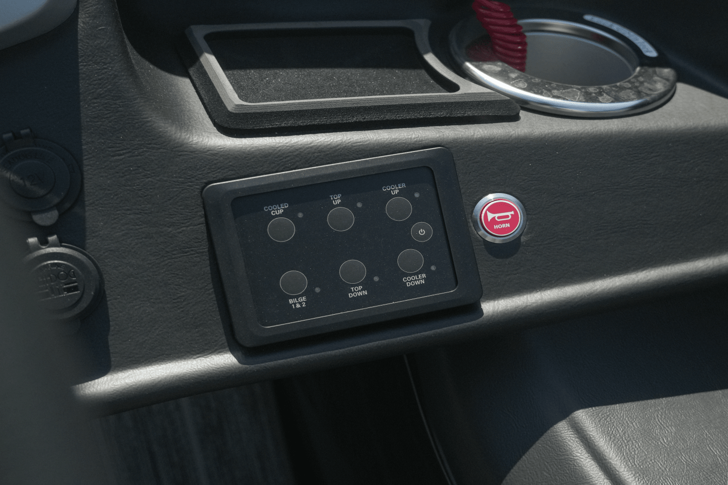 Slide: The Image of Premier 270 Intrigue 2025 - 21