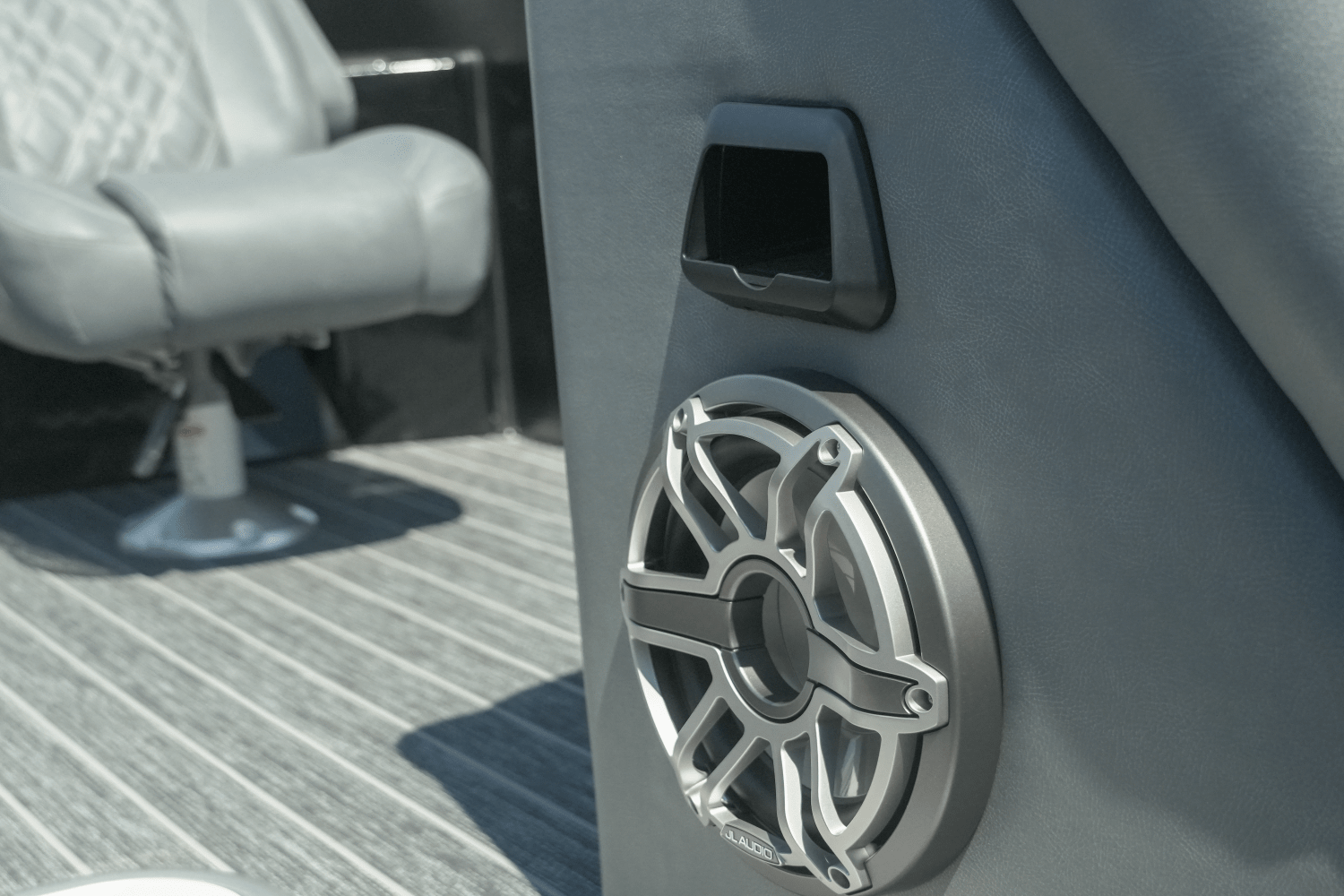 Slide: The Image of Premier 270 Intrigue 2025 - 31