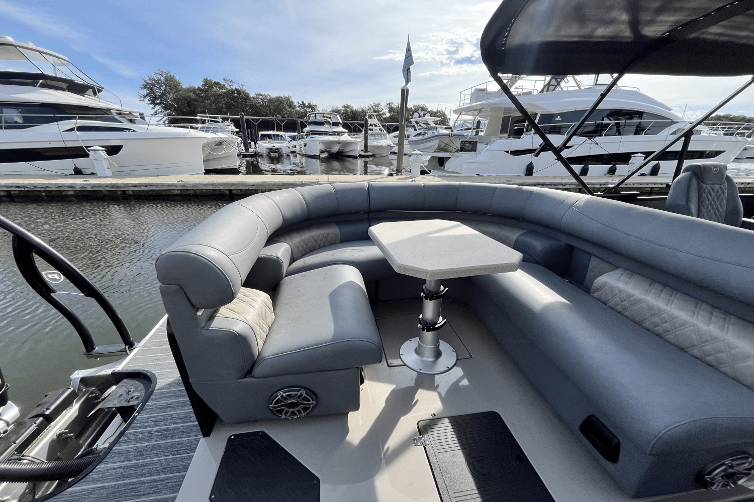 Slide: The Image of Premier 270 Intrigue 2025 - 7