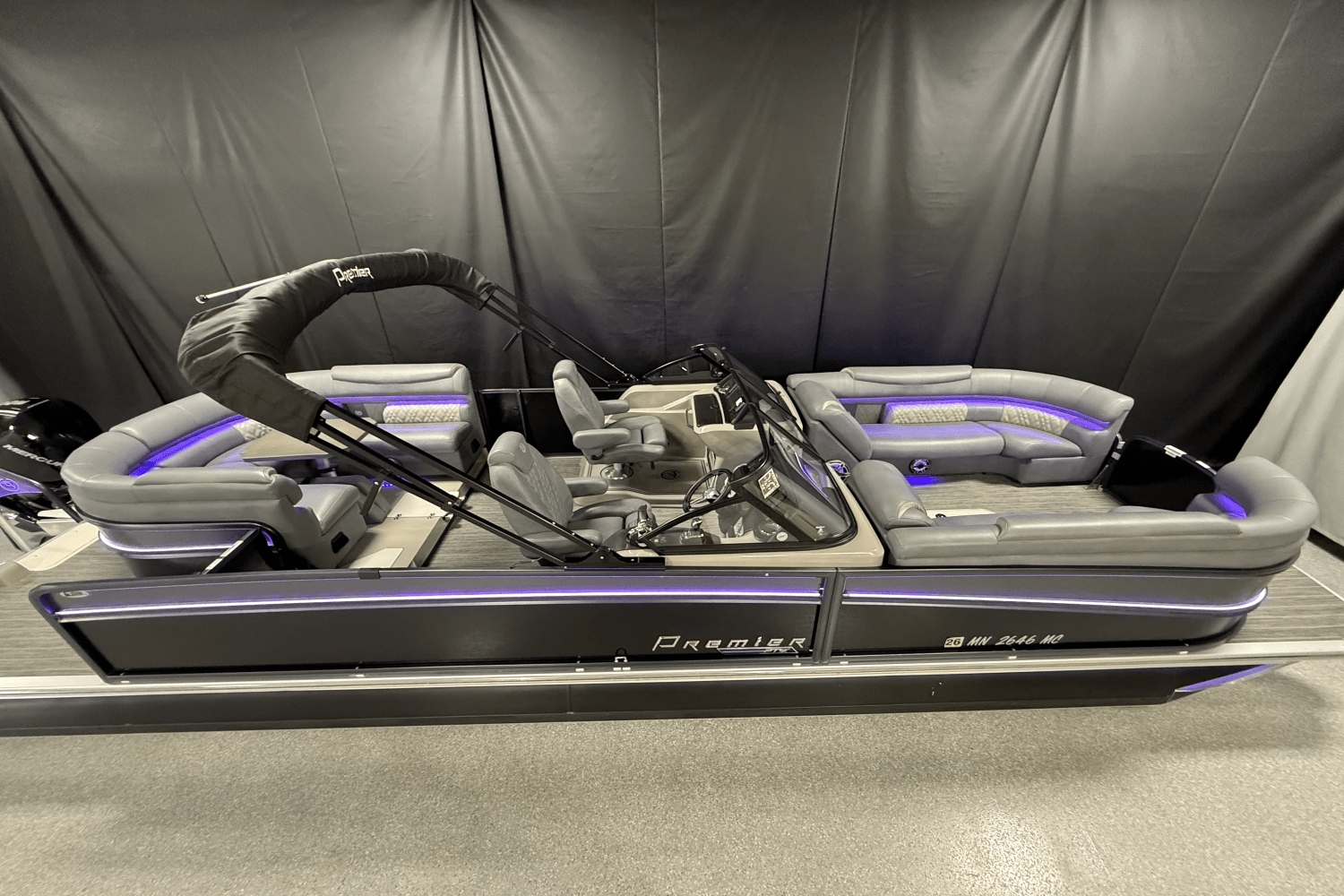 Slide: The Image of Premier 270 S-SERIES 2021 - 1