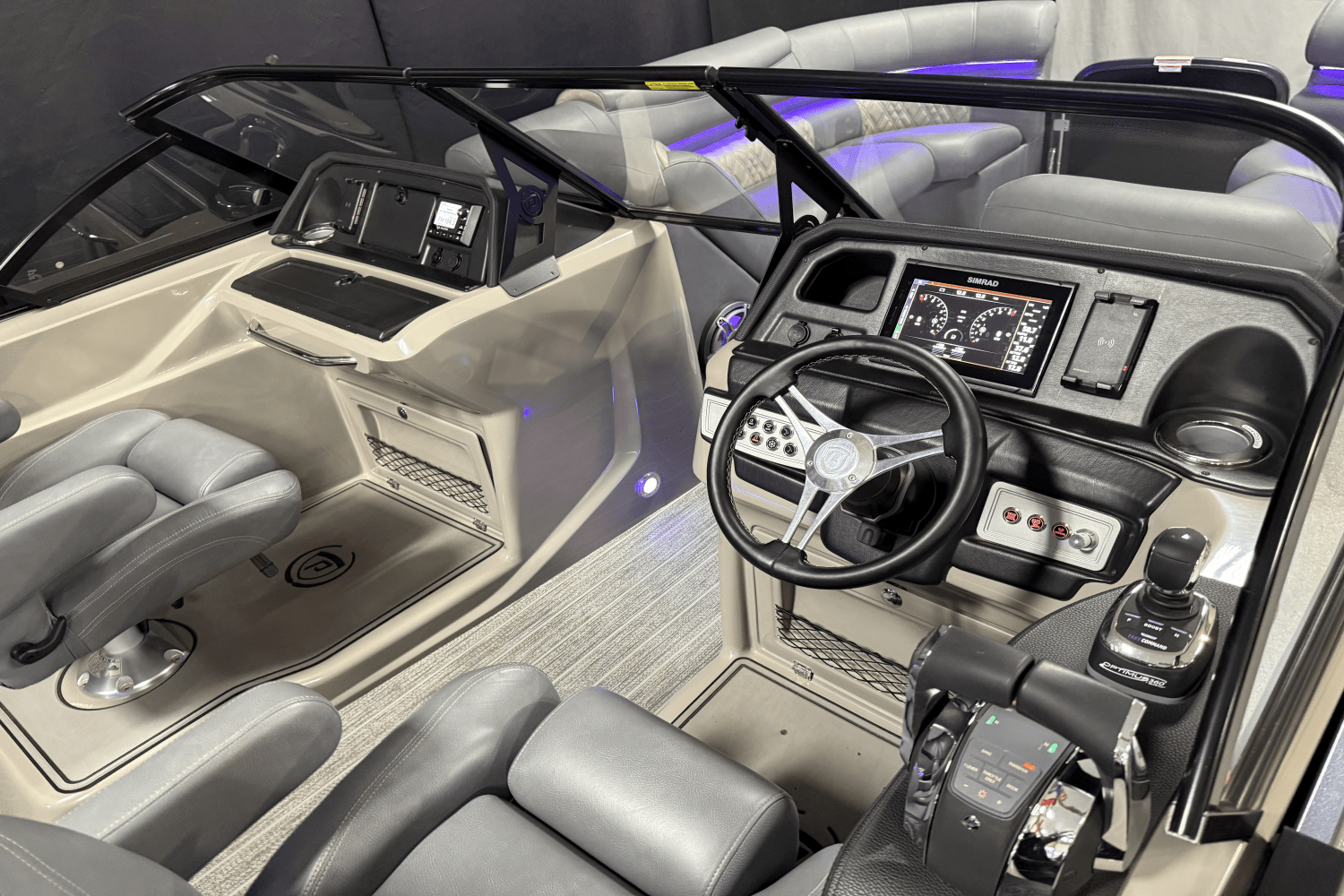 Slide: The Image of Premier 270 S-SERIES 2021 - 10