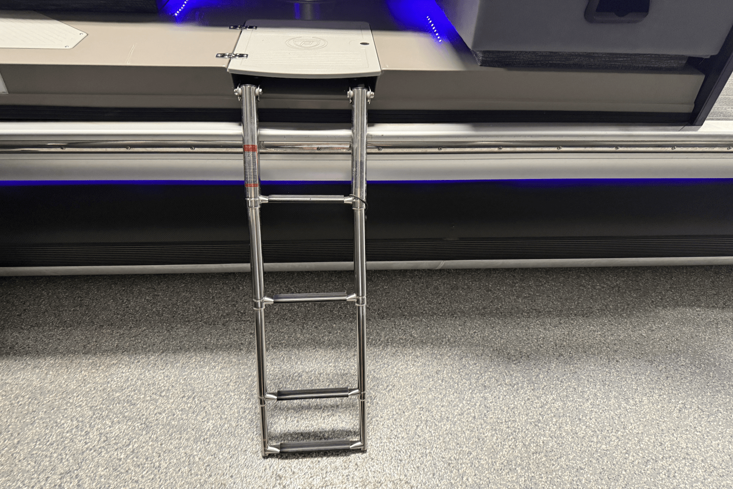 Slide: The Image of Premier 270 S-SERIES 2021 - 40