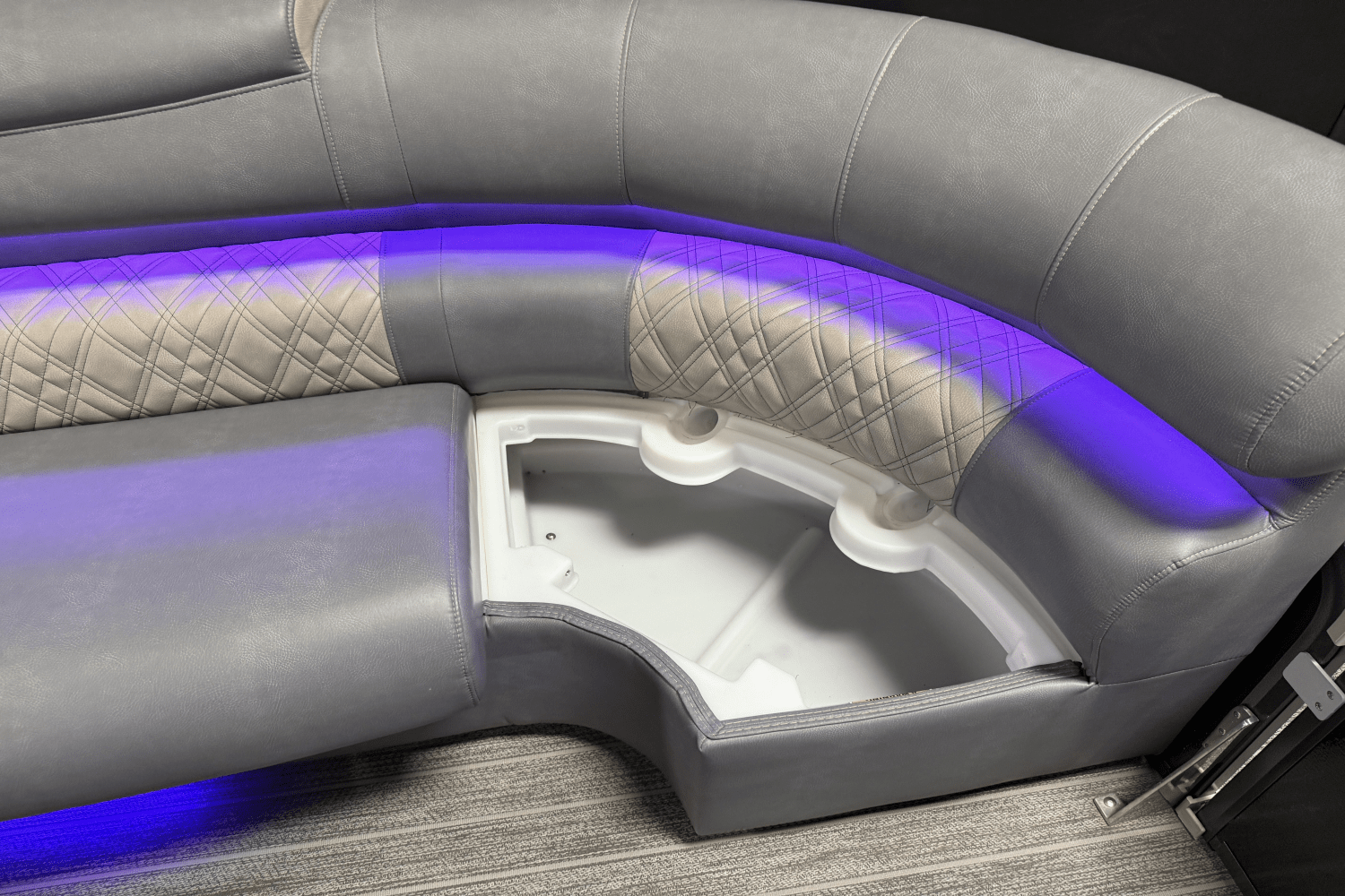 Slide: The Image of Premier 270 S-SERIES 2021 - 80