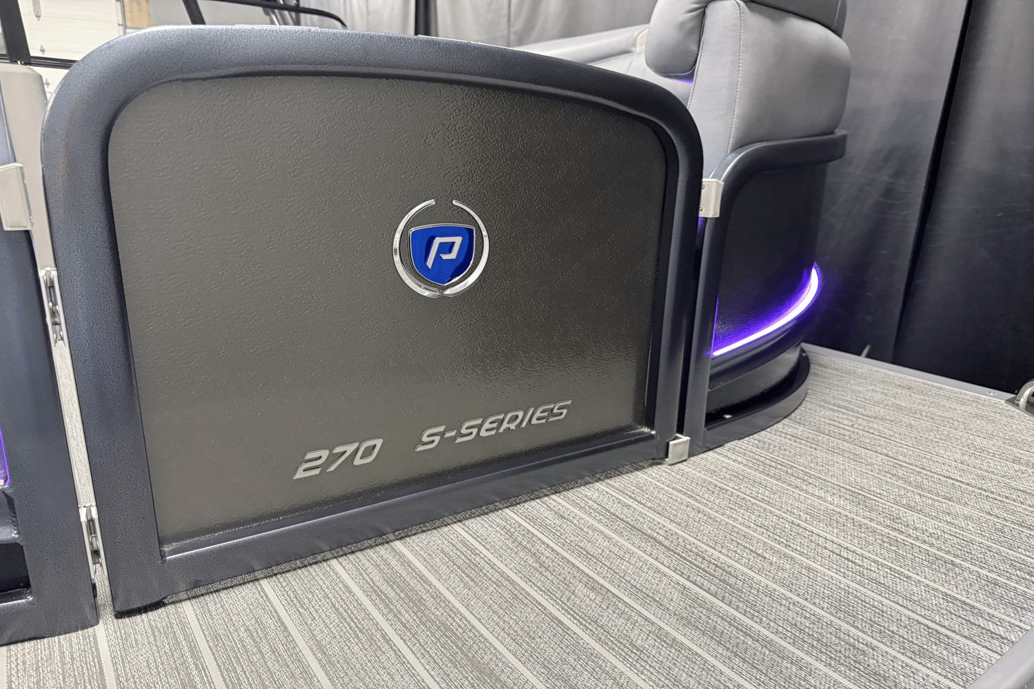 Slide: The Image of Premier 270 S-SERIES 2021 - 86