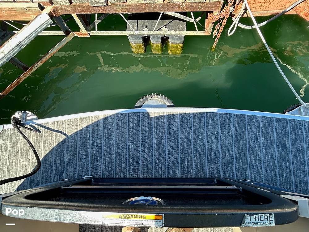 Slide: The Image of Foredeck - 13866705