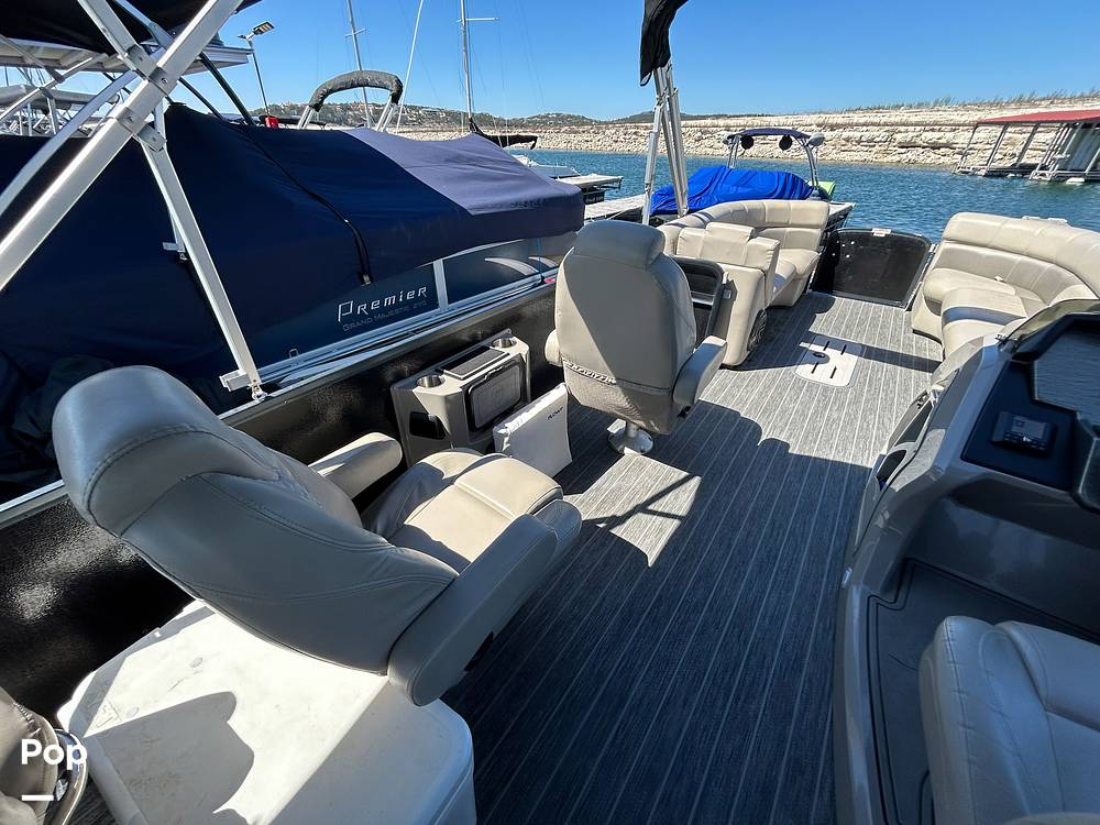 Slide: The Image of Rear View Port Seating - 13866713