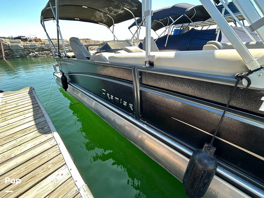 Slide: The Image of Starboard Waterline - 13866764