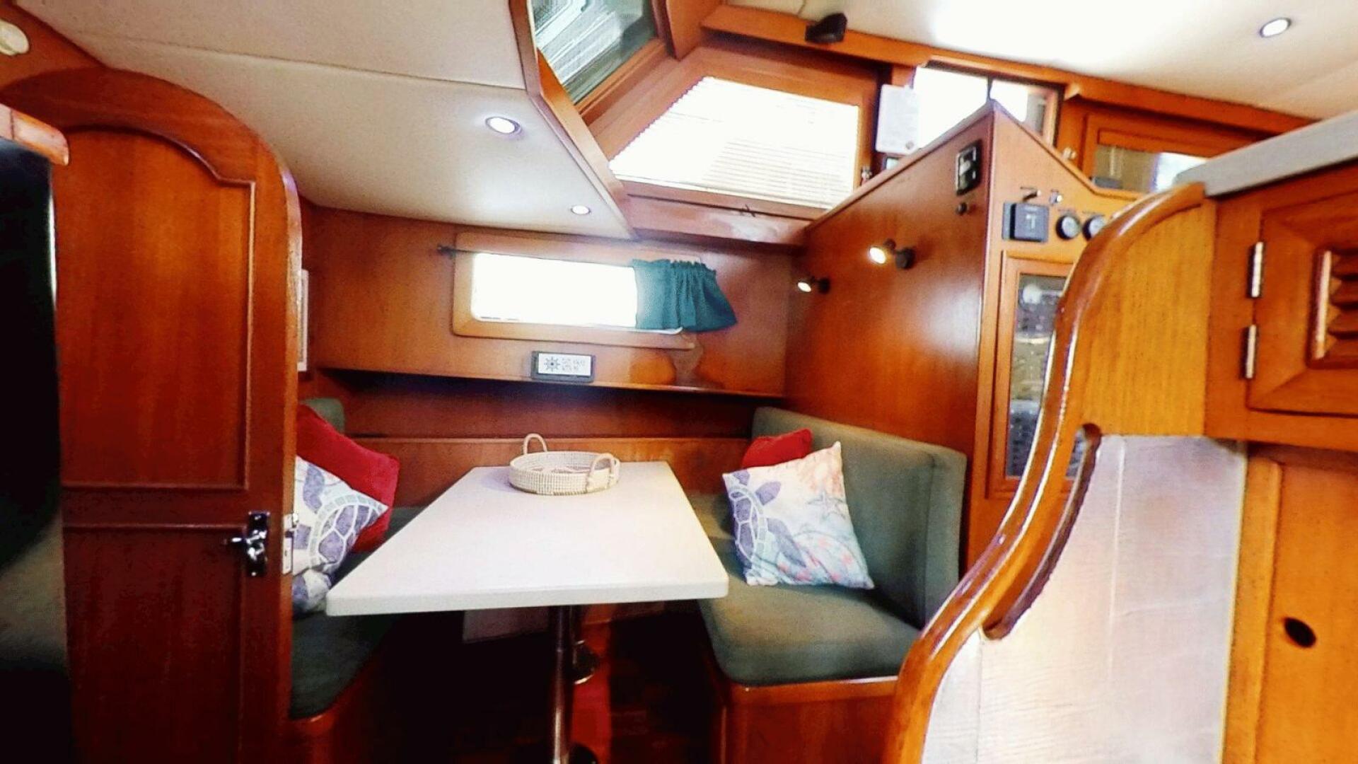 Slide: The Image of Present Yachts 46 1986 - 5186265