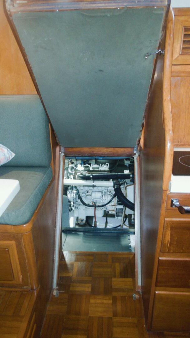 Slide: The Image of Present Yachts 46 1986 - 5186270