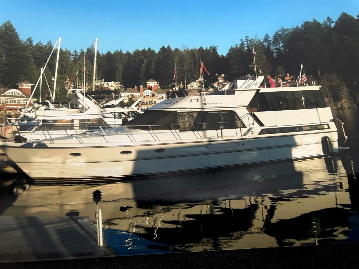 Slide: The Image of President Motor Yacht 1988 - 5077002