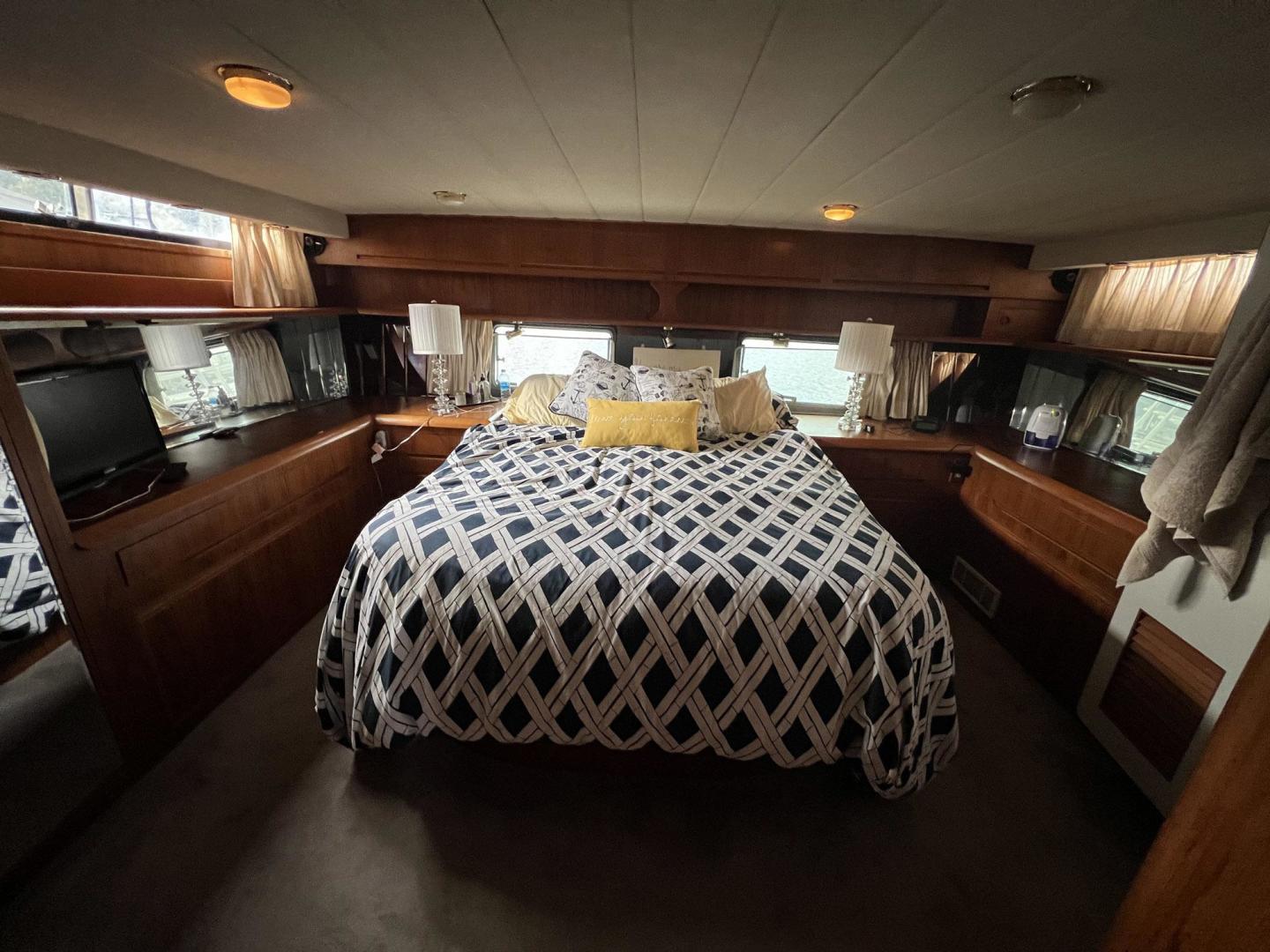 Slide: The Image of President Motor Yacht 1988 - 3630632