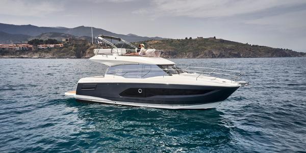 Slide: The Image of Prestige 420 2023 - 1