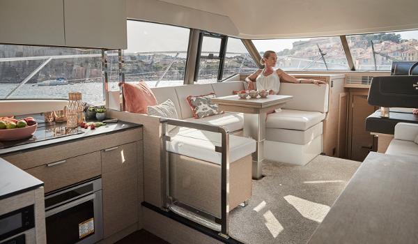 Slide: The Image of Prestige 420 2023 - 10