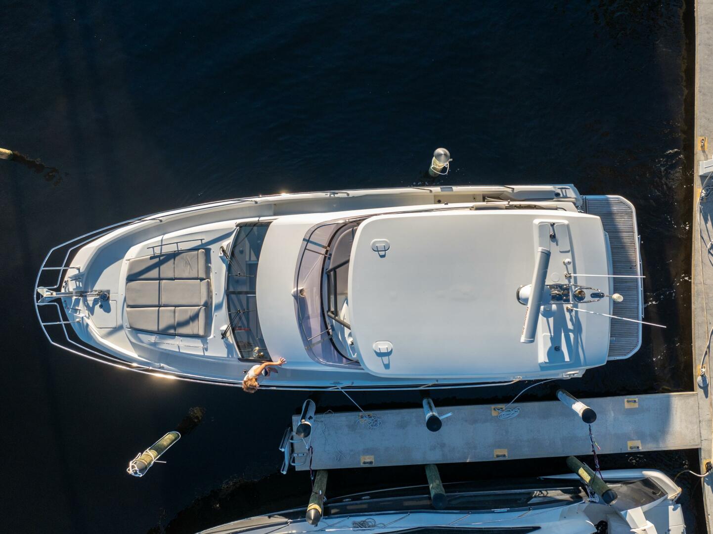 Slide: The Image of Prestige 420 Flybidge 2020 - 4808786